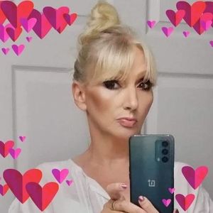 Meet your Posher, Sharron